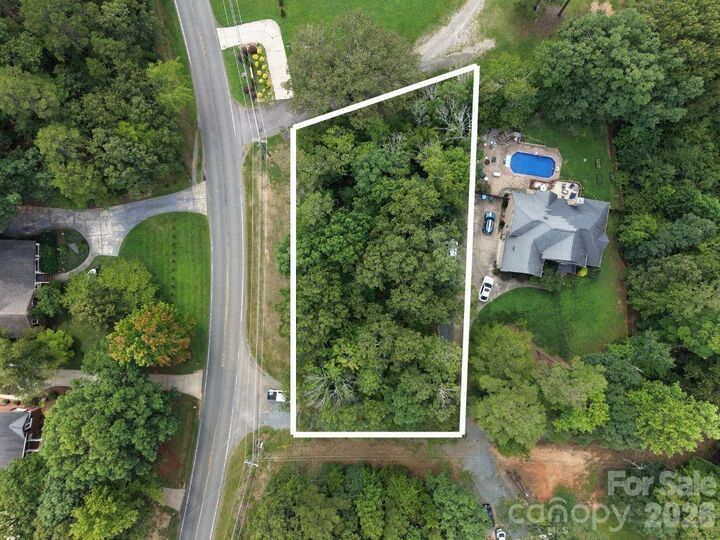 Property Photo:  8809 Blaydon Drive  NC 28227 