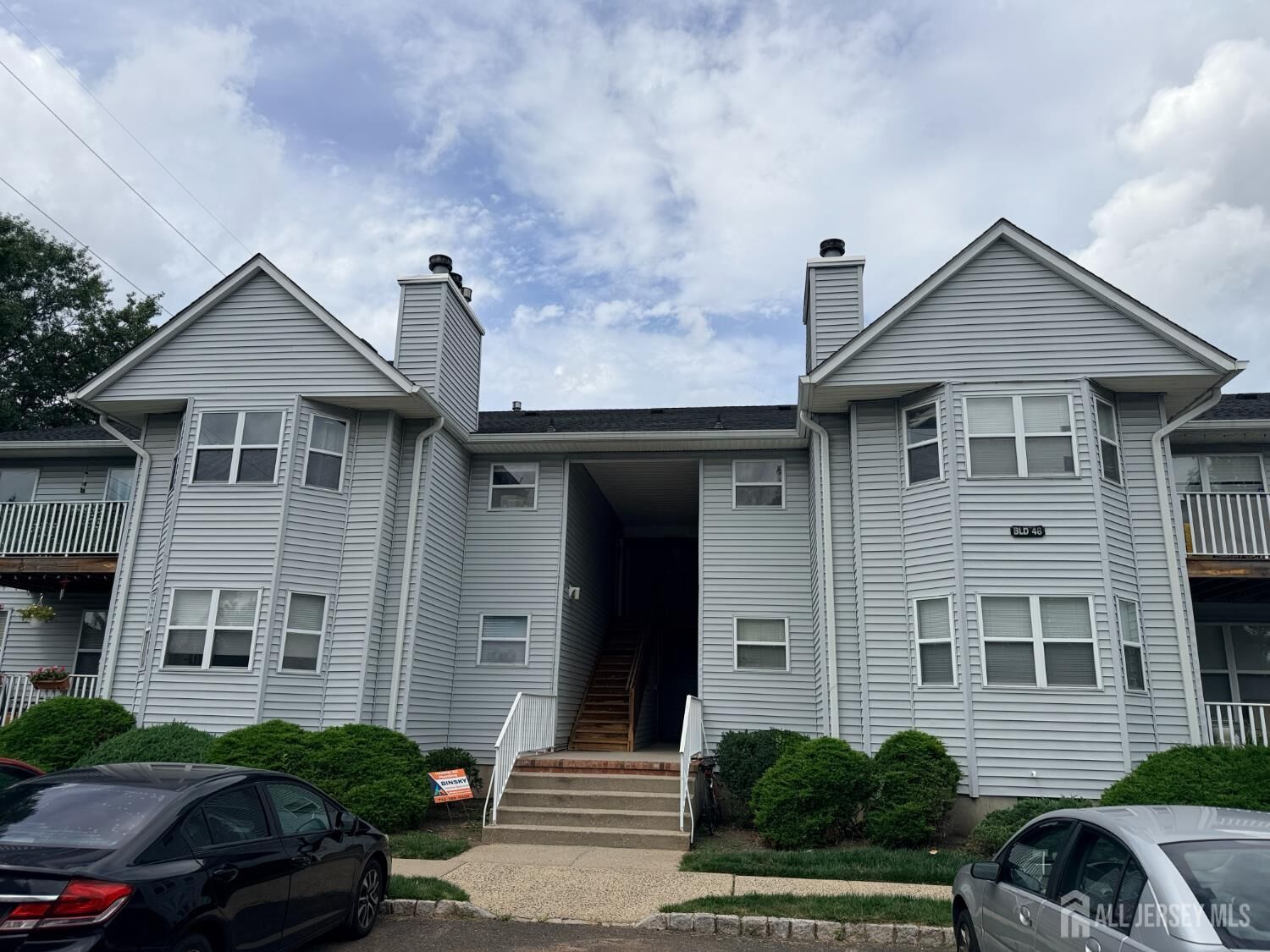 Property Photo:  343 Ventnor Court  NJ 08854 