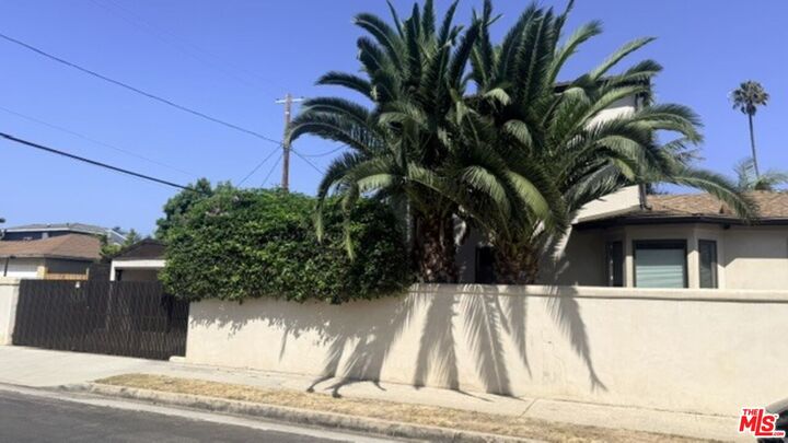 Property Photo: 4089 Michael Ave CA 90066