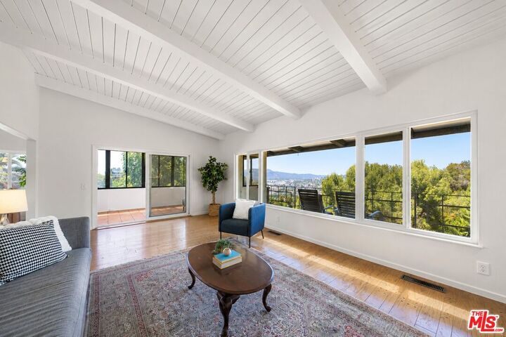 Property Photo:  3543 Lavell Dr  CA 90065 