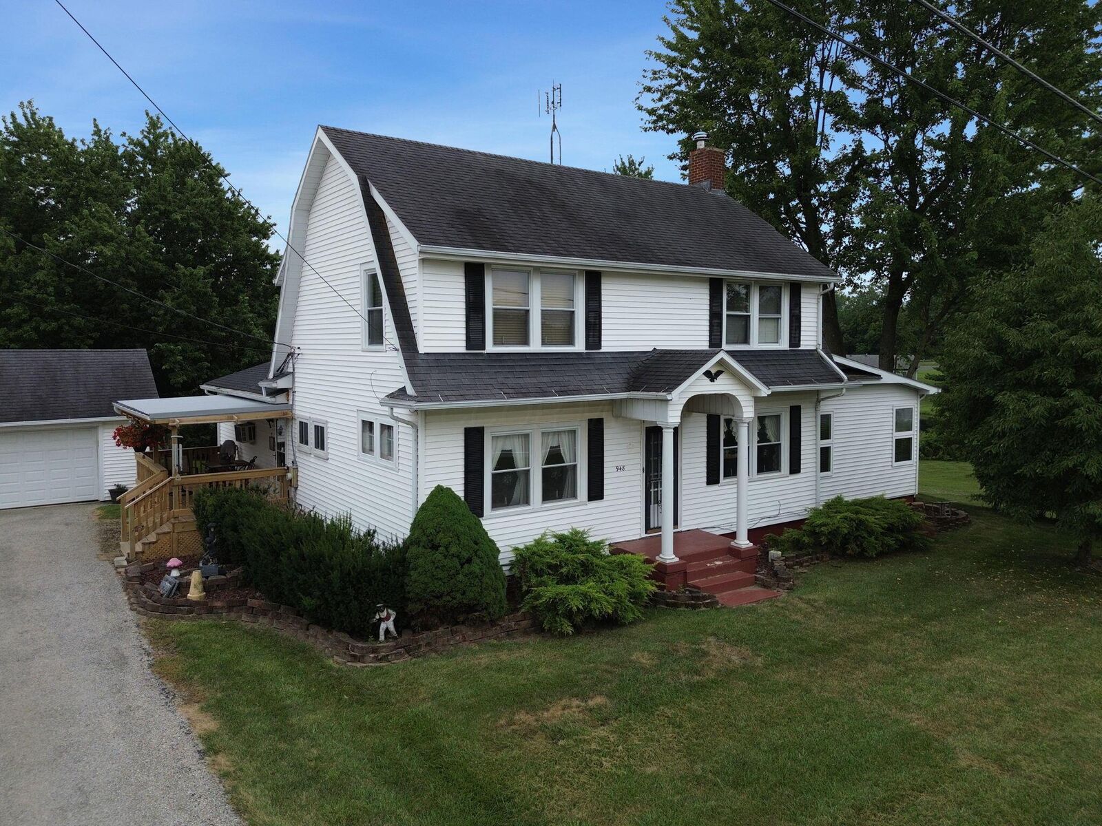 Property Photo: 9480 Foundry Road OH 43319