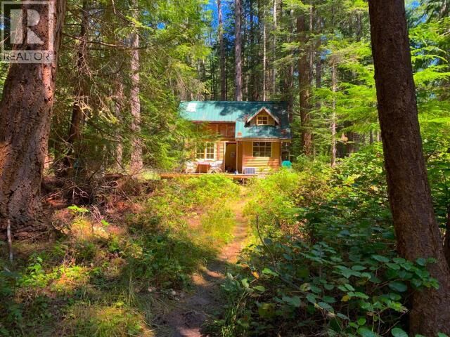 Property Photo:  1243/47 Tennyson Rd  BC  