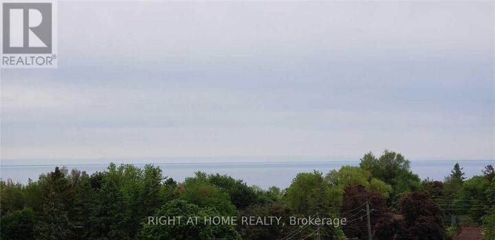 Property Photo:  22 East Haven Drive 718  ON M1N 1L9 