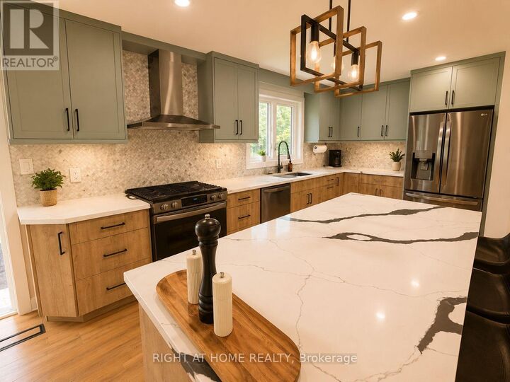 Property Photo:  4440 Cosburn Crescent  ON L7L 1S5 