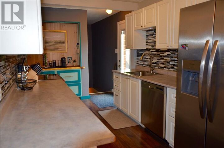 Property Photo: 193 Catherine Drive ON P3L 1H2