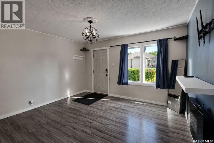 Property Photo: 838 3rd Street E SK S6V 0H9
