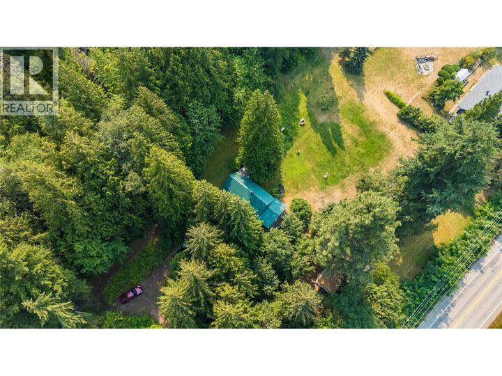 Property Photo: 1562 Arrow Lakes Drive BC V1N 3N3