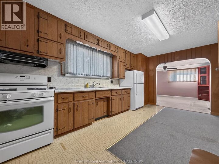 Property Photo:  86 Lamila Street  ON N0P 2K0 