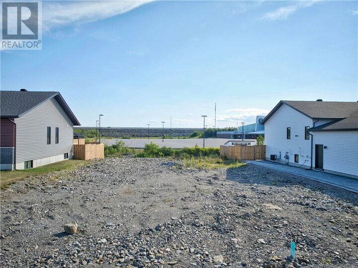 Property Photo:  77 Teravista Way  ON  