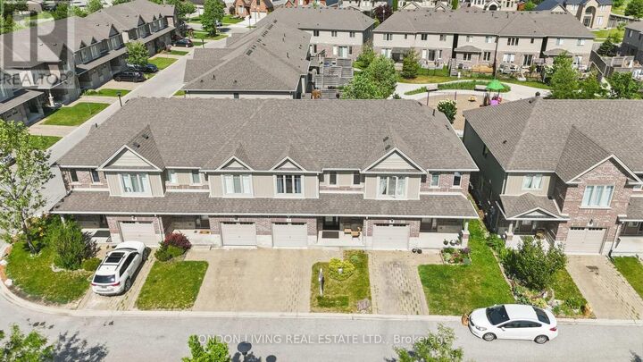 Property Photo:  2031 Pennyroyal Street 31  ON N5X 0L7 