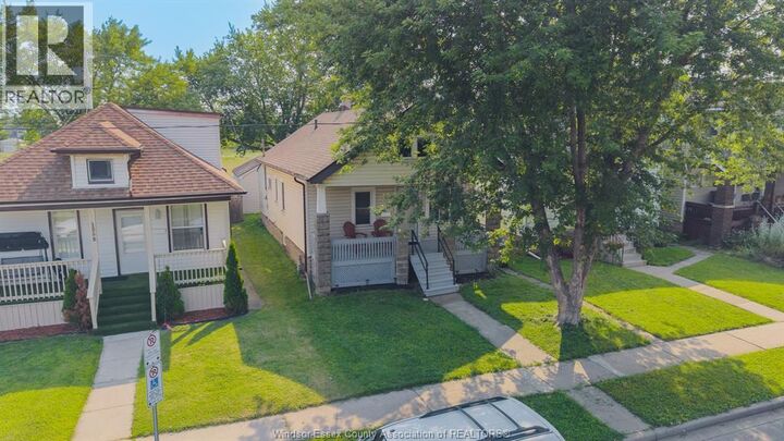 Property Photo:  1560 Lillian Avenue  ON N8X 4A8 