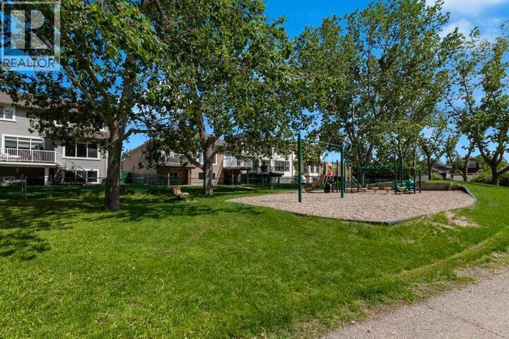 Property Photo: 9 Tanner Close Southeast AB T4A 2E8