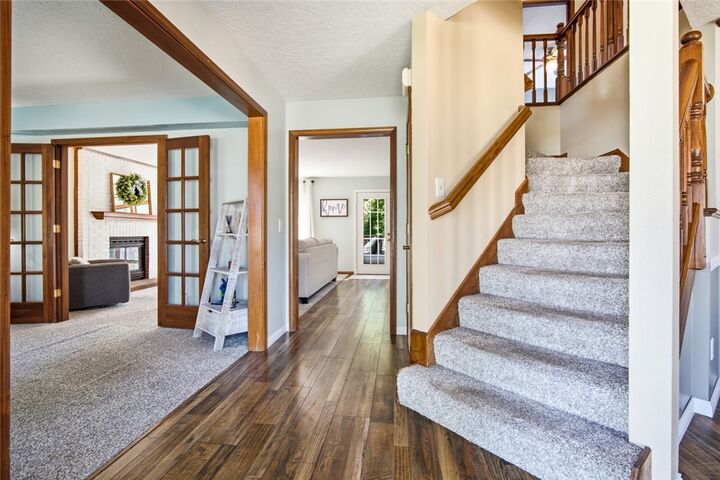 Property Photo:  335 Kingsfield Court  OH 45387 