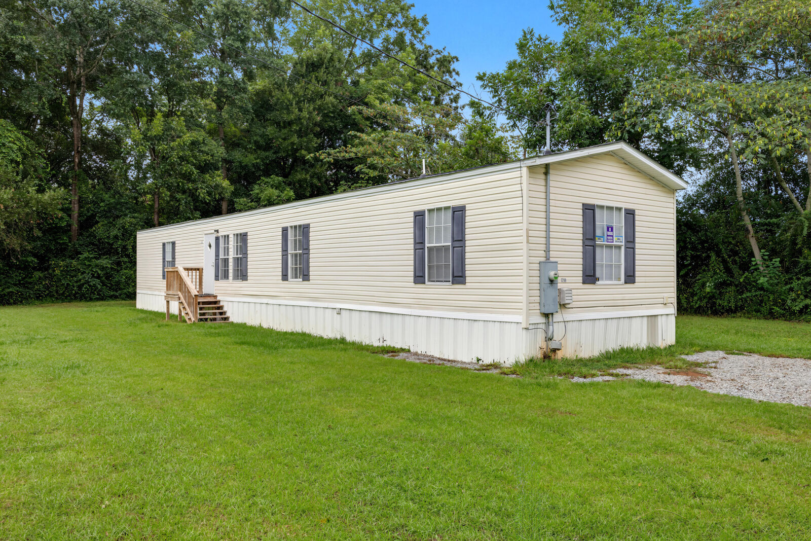 Property Photo:  1299 Roosevelt Street  FL 32531 