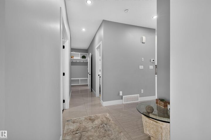 Property Photo:  15011 10 Street NW  AB T5Y 4C8 