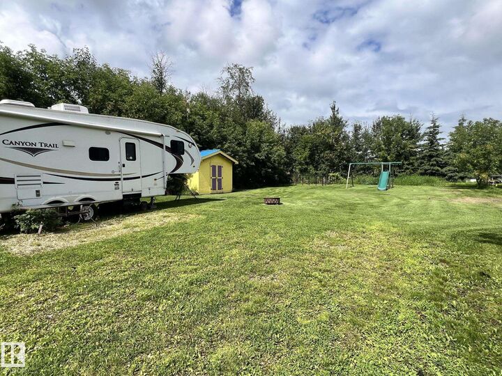Property Photo: 53025 Range Road 43 14 AB T0E 2K0