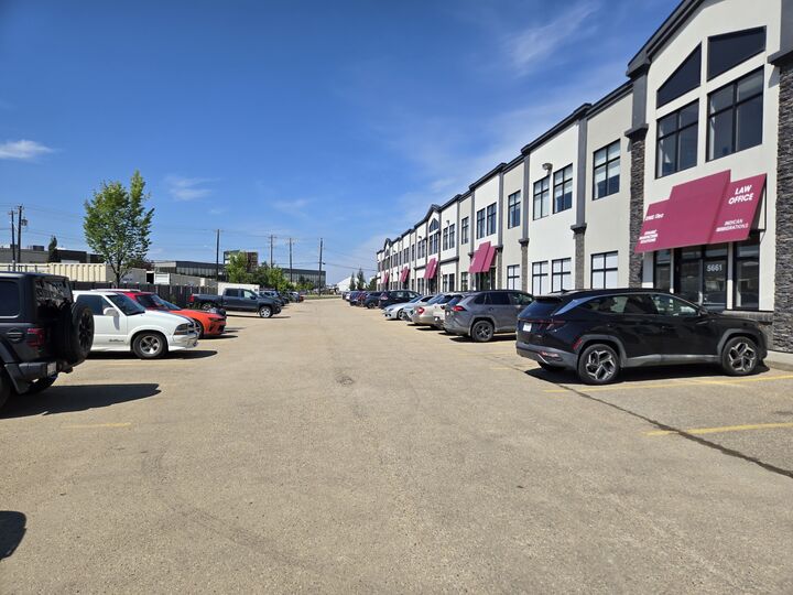 Property Photo:  99 St NW  AB T6E 0A9 