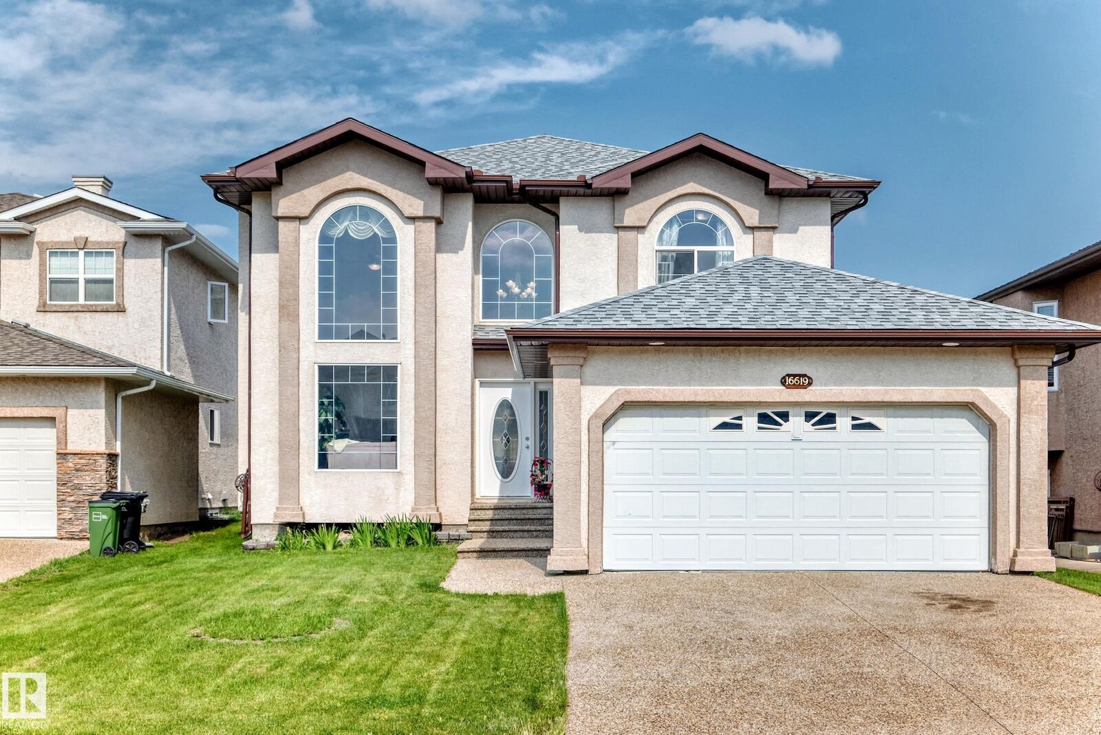 Property Photo: 16619 72 Street NW AB T5Z 3Z7