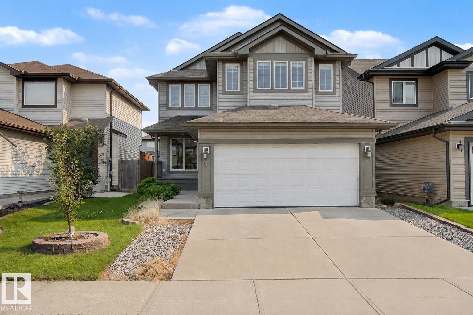 Property Photo:  5 Cypress Link  AB T8L 0H2 