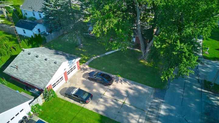 Property Photo: 1818 Cleveland Road OH 44839