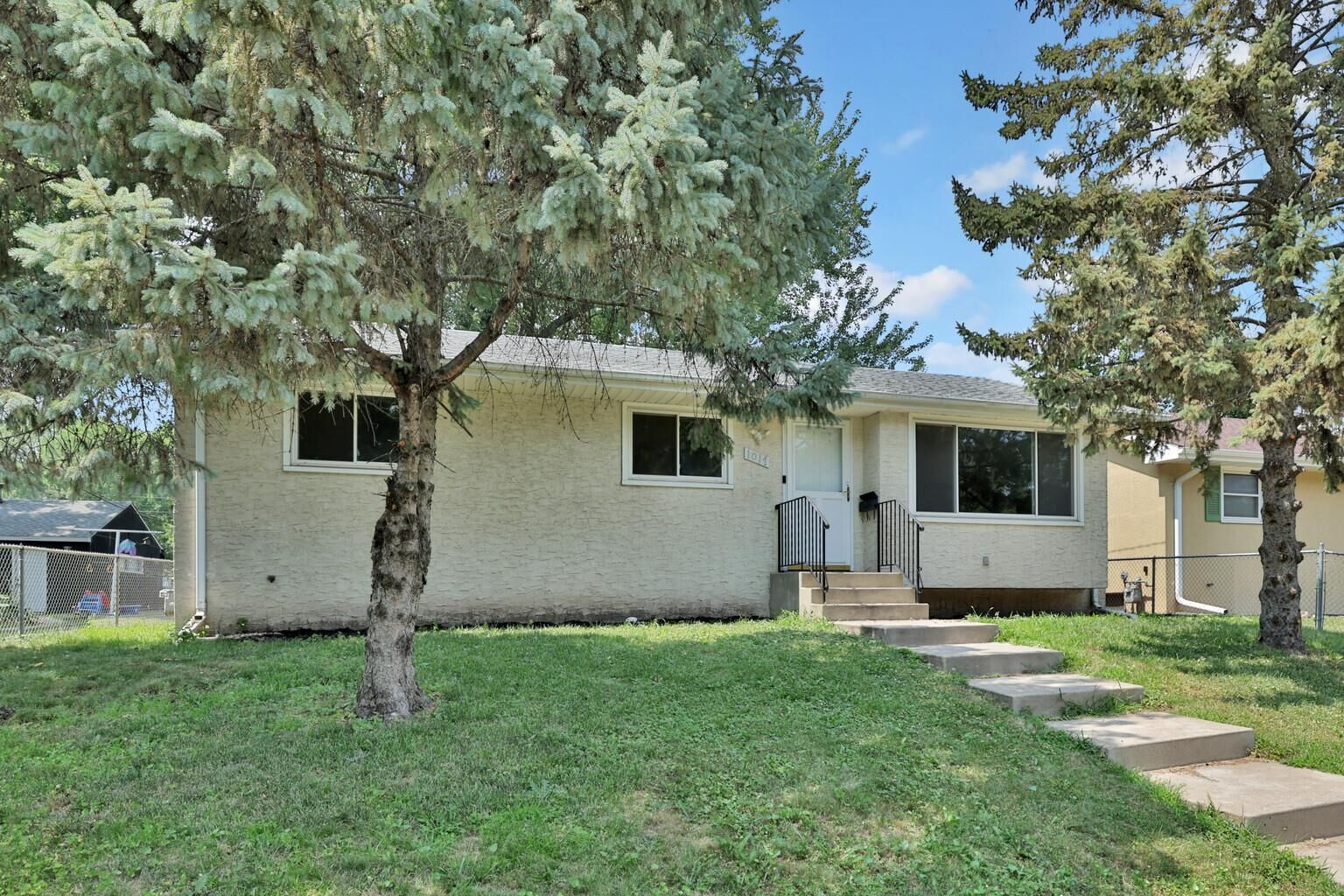 Property Photo:  1017 Livingston Avenue  MN 55118 