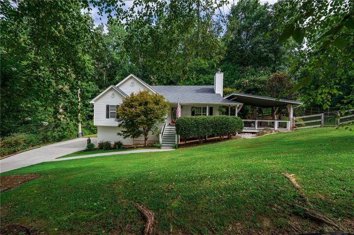 Property Photo:  309 Calusa Place  GA 30107 