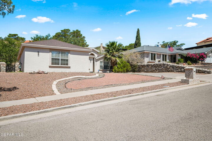 Property Photo: 773 Villa Vanessa Drive TX 79912
