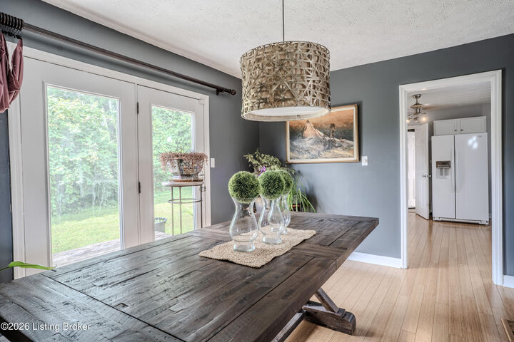 Property Photo:  2400 English Station Dr  KY 40514 