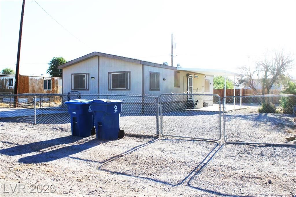 Property Photo: 2228 Castleberry Lane NV 89156