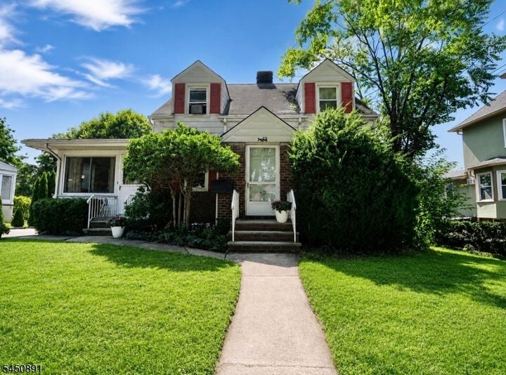 Property Photo:  544 Abbott Ave  NJ 07657 