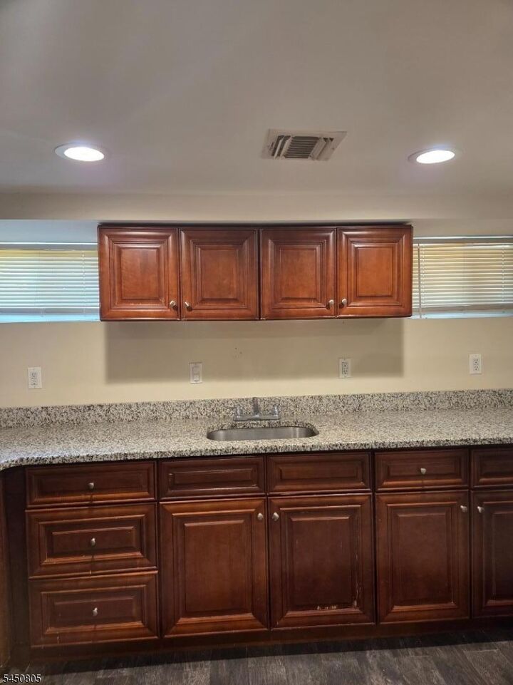 Property Photo:  130 N 5th St 1A  NJ 07522 