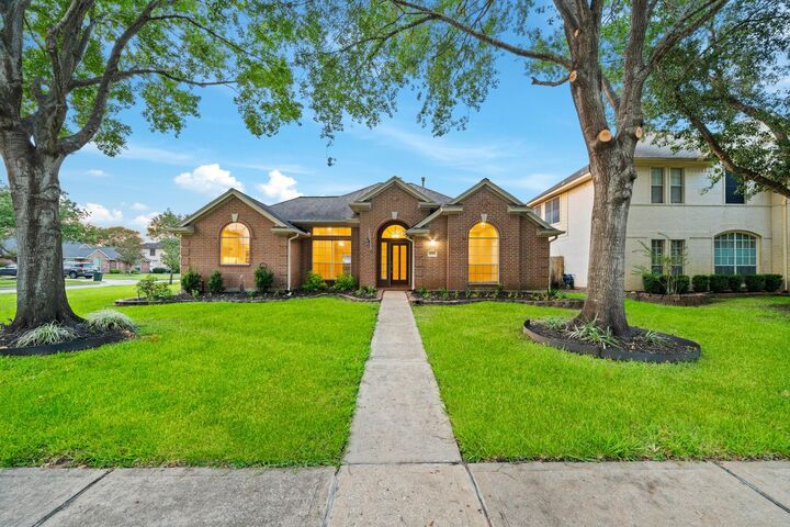 Property Photo: 3514 Ironloft Court TX 77450