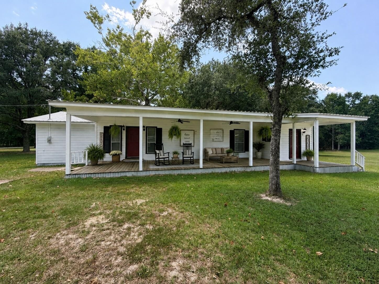 Property Photo:  148 County Road 2100  TX 75979 