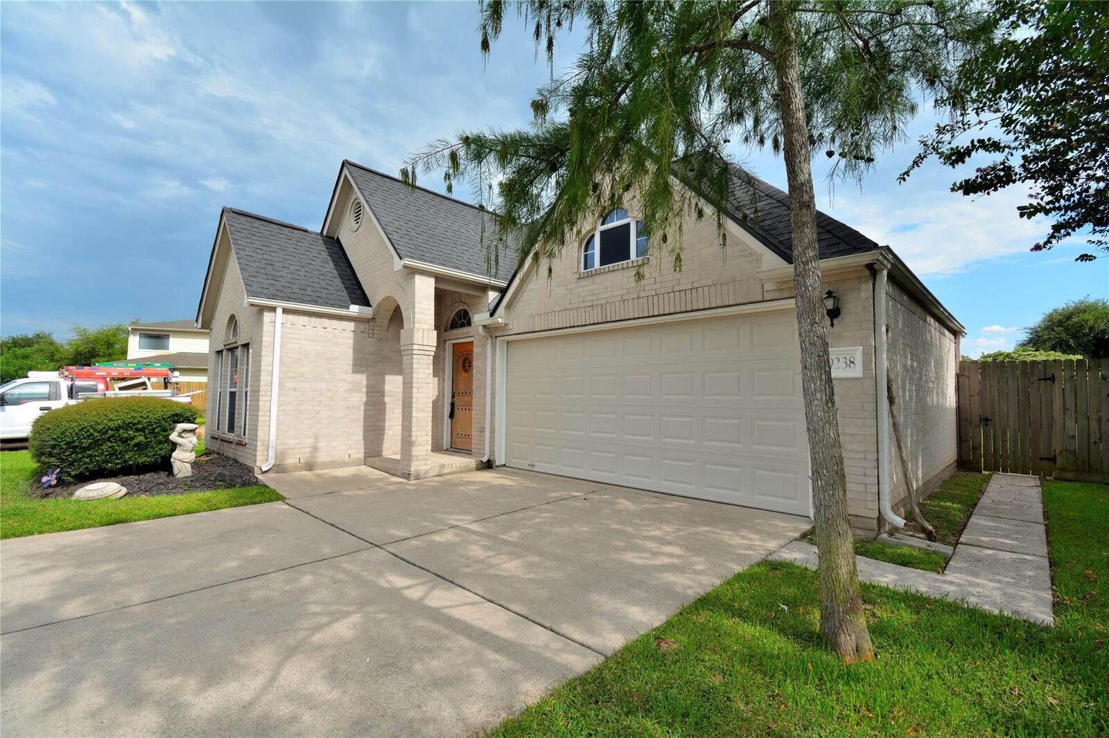 Property Photo: 9238 Clearwood Landing Boulevard TX 77075