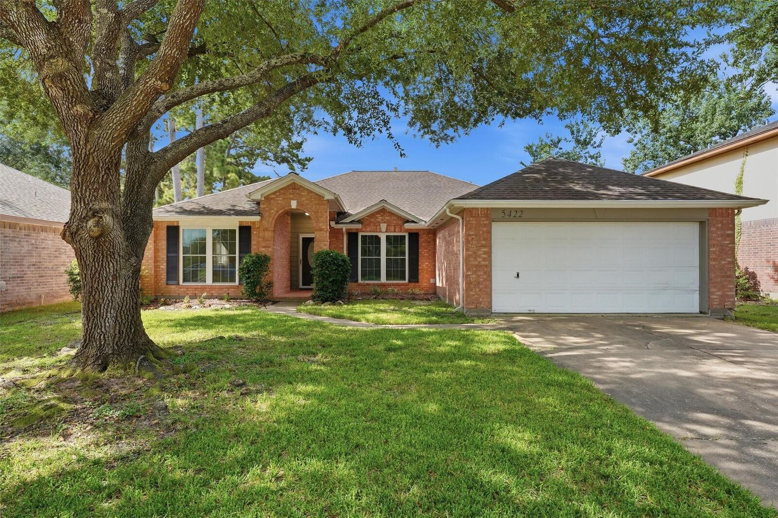 Property Photo:  5422 Flax Bourton Street  TX 77346 
