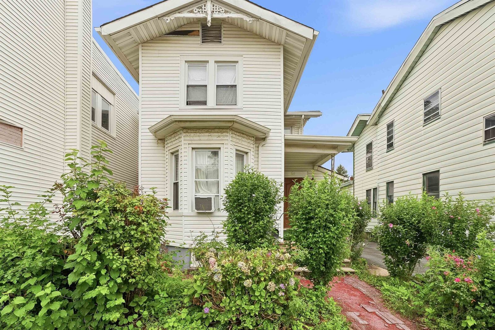 Property Photo:  56 Passaic St  NJ 07026 