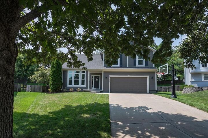 Property Photo: 21325 W 120th Terrace KS 66061
