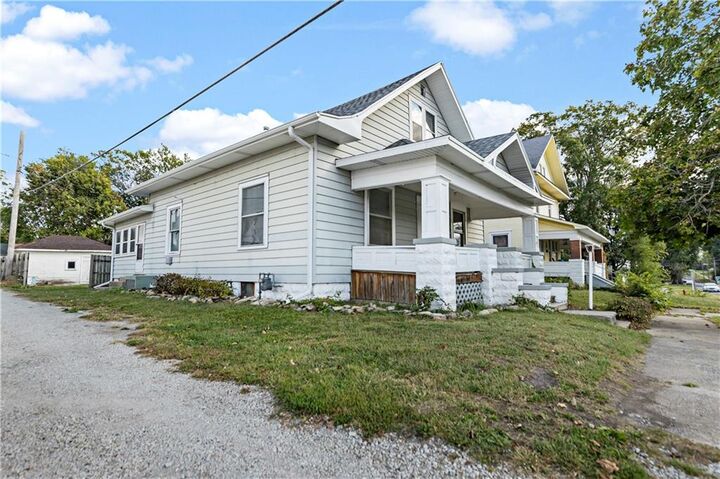 Property Photo: 505 Calhoun Street MO 64601