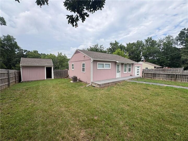 Property Photo:  9122 Askew Avenue  MO 64132 