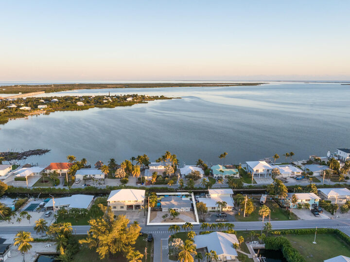 Property Photo:  1657 Watson Boulevard  FL 33043 