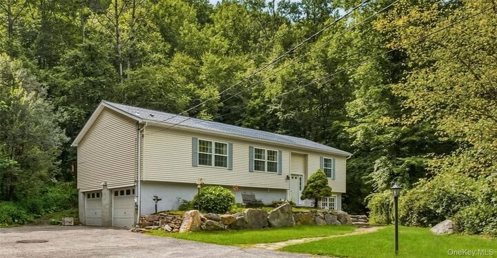 Property Photo:  45 Wiccopee Road  NY 10579 