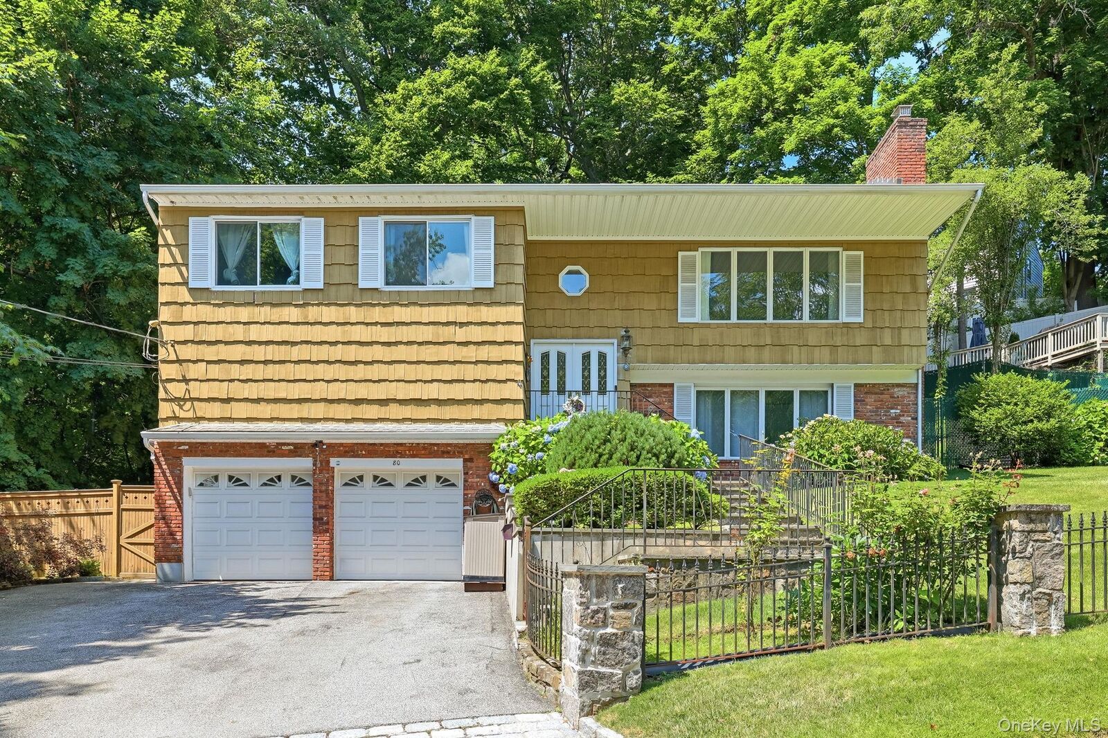 Property Photo: 80 Hickory Hill Drive NY 10709