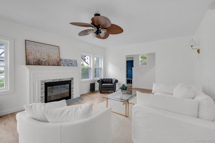 Property Photo:  42 Stratford Road  NY 10583 