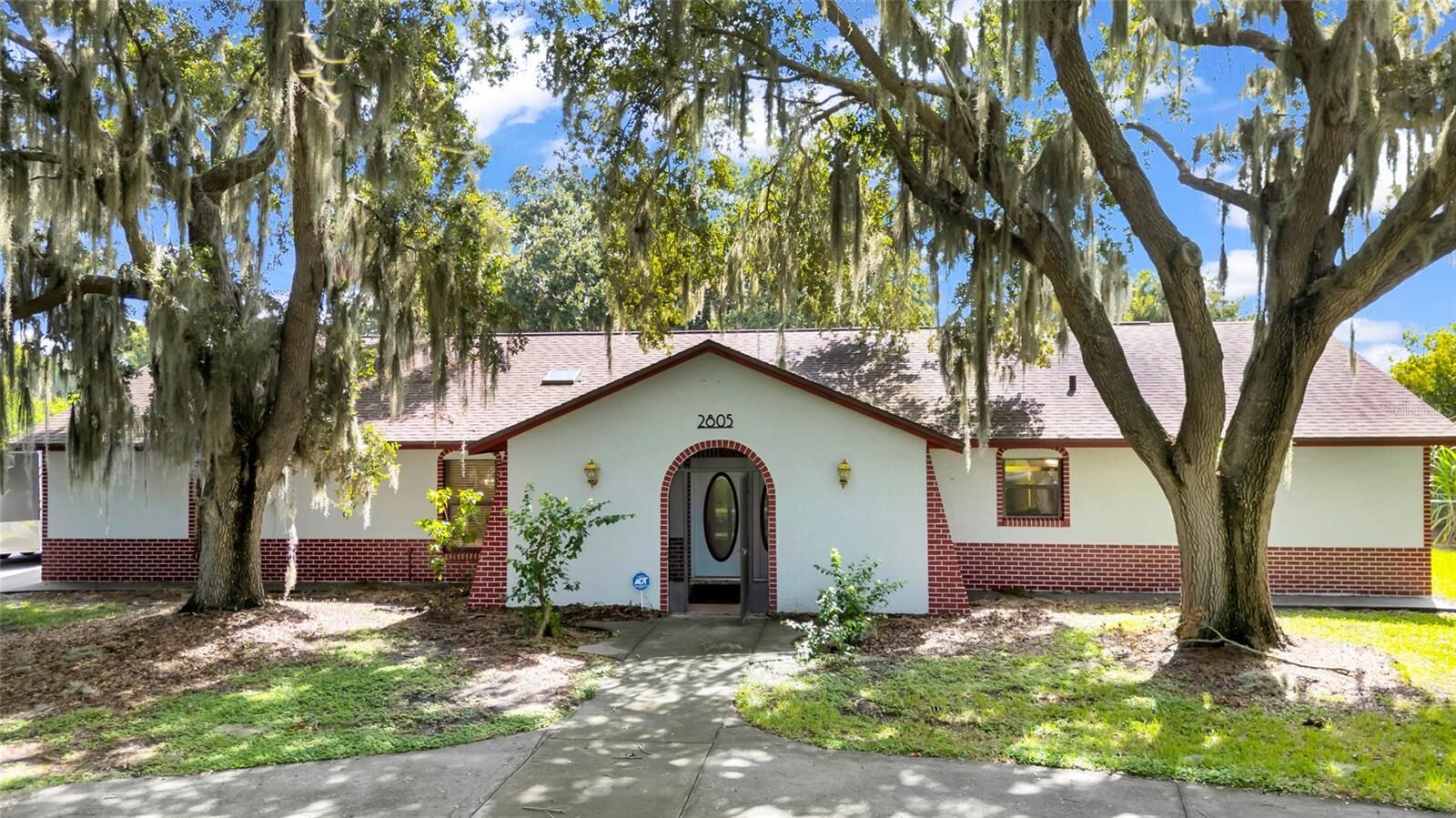 Property Photo: 2805 Lake Tohopekaliga Boulevard FL 34746