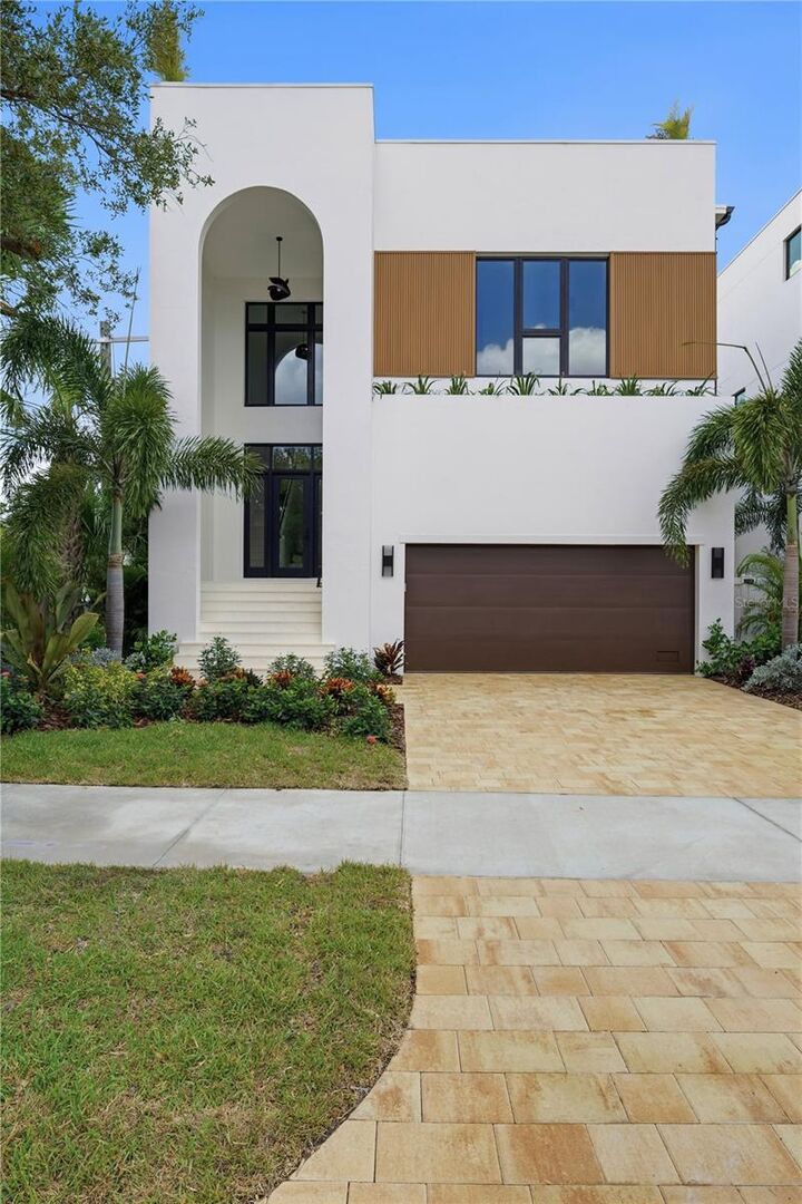 Property Photo: 130 Adriatic Avenue FL 33606