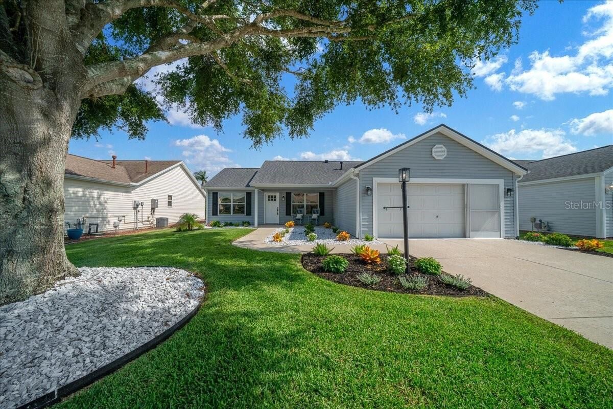 Property Photo: 3048 Glenwood Place FL 32162