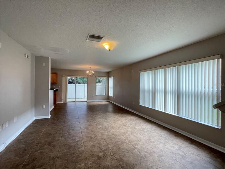 Property Photo: 10815 Great Carlisle Court FL 33578
