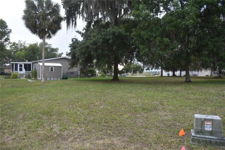 Property Photo:  Lot 11 Blk C Liberty Court  FL 34785 