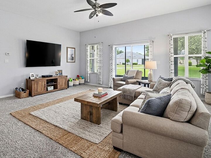 Property Photo: 25509 Laurel Valley Road FL 34748