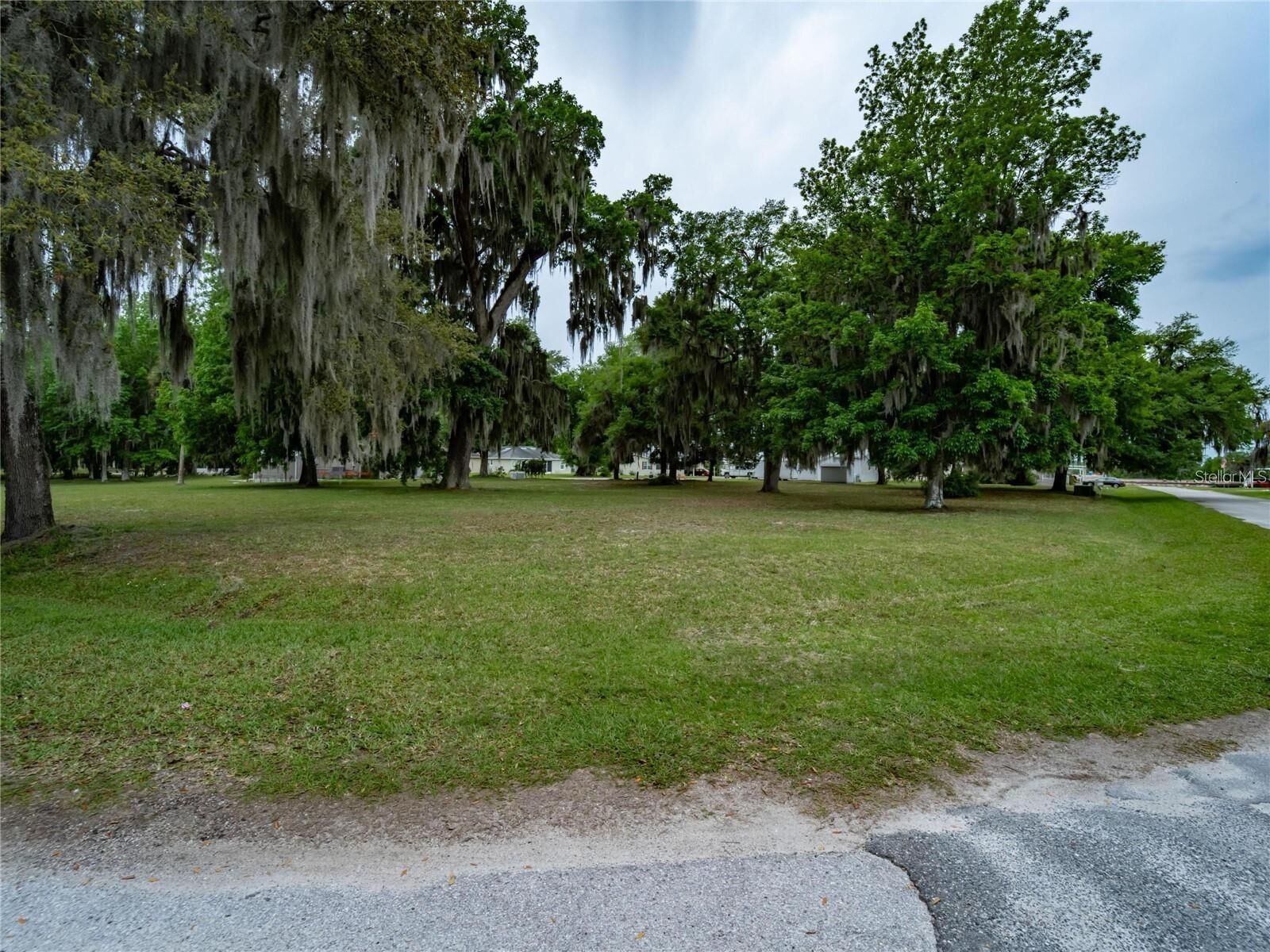Property Photo: Lot 30 Blk C Oxford Court FL 34785
